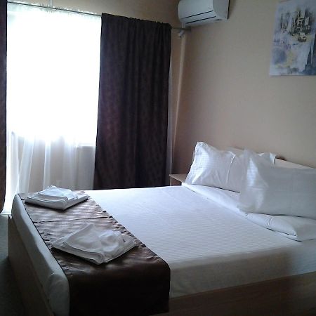 Hostel Nova Route Năvodari Esterno foto