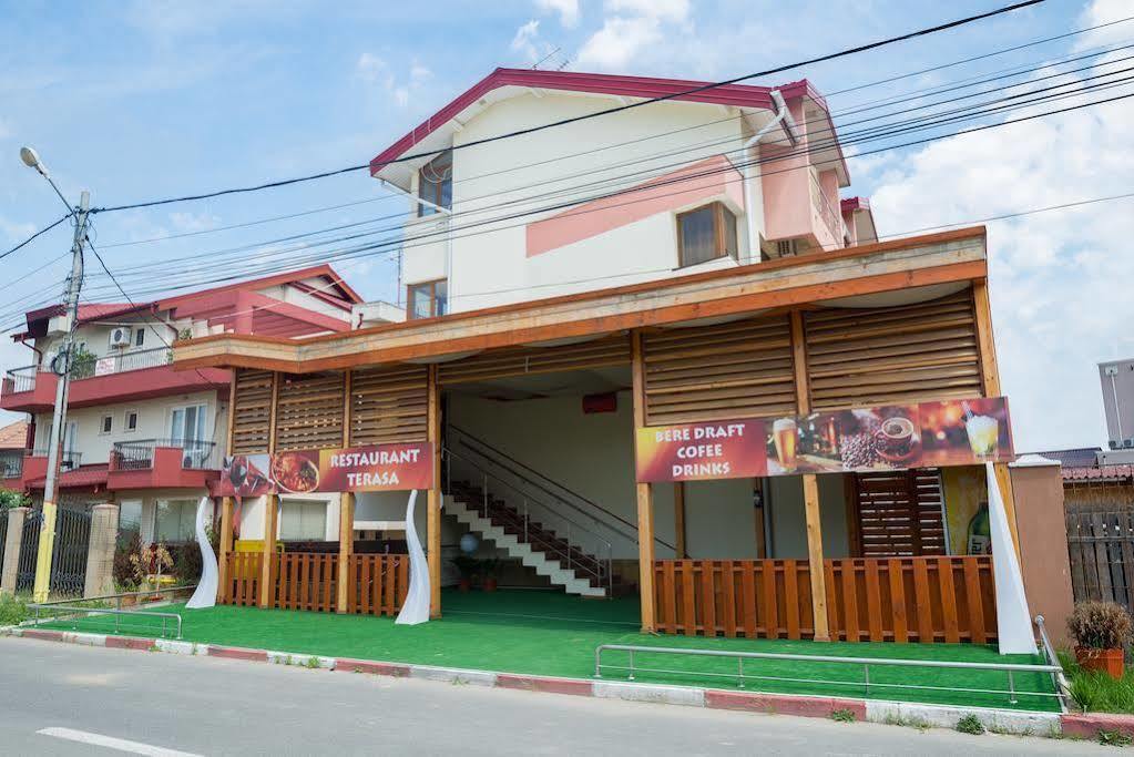 Hostel Nova Route Năvodari Esterno foto