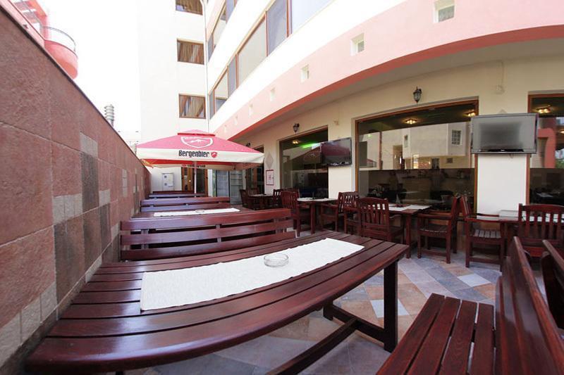 Hostel Nova Route Năvodari Esterno foto