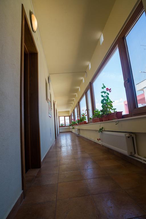 Hostel Nova Route Năvodari Esterno foto