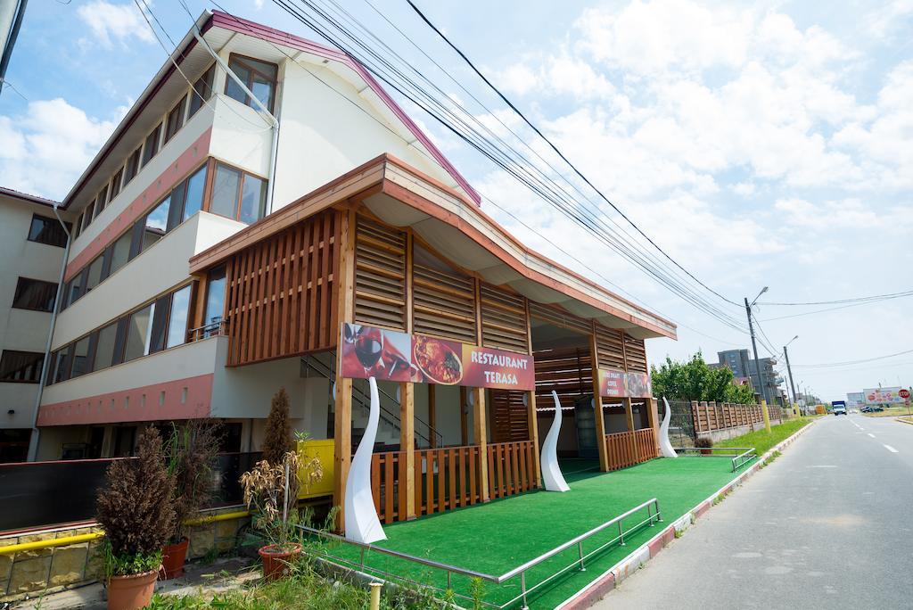 Hostel Nova Route Năvodari Esterno foto